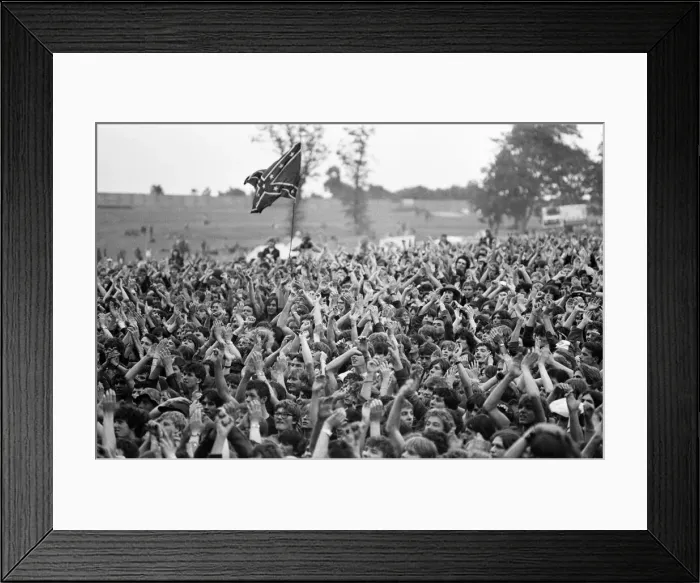 Framed Print : Monsters of Rock festival at Castle Donington. 20th August 1983 Framed Print : Monsters of Rock festival at Castle Donington. 20th August 1983