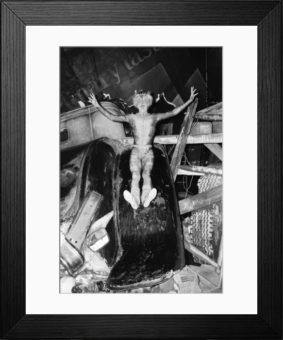 Framed Print : Kenn Wells, dancer who plays the character Skimbleshanks in West End show Cats Framed Print : Kenn Wells, dancer who plays the character Skimbleshanks in West End show Cats
