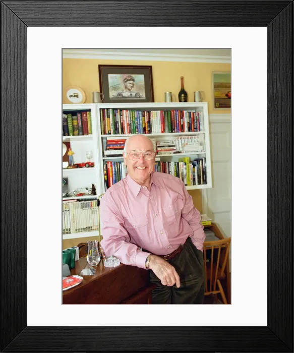 Framed Print : Motorsport commentator Murray Walker. 25th March 1997 Framed Print : Motorsport commentator Murray Walker. 25th March 1997