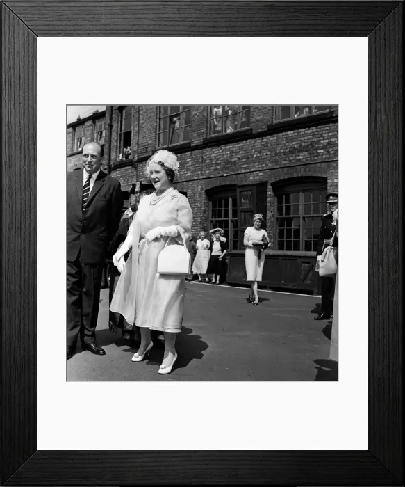 Framed Print : Queen Elizabeth The Queen Mother arrives at the premises of Christy and Co Ltd hatters Framed Print : Queen Elizabeth The Queen Mother arrives at the premises of Christy and Co Ltd hatters