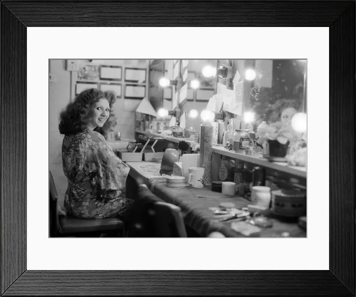 Framed Print : Bonnie Langford, star of hit musical Cats, she plays the character Rumpleteazer in Framed Print : Bonnie Langford, star of hit musical Cats, she plays the character Rumpleteazer in