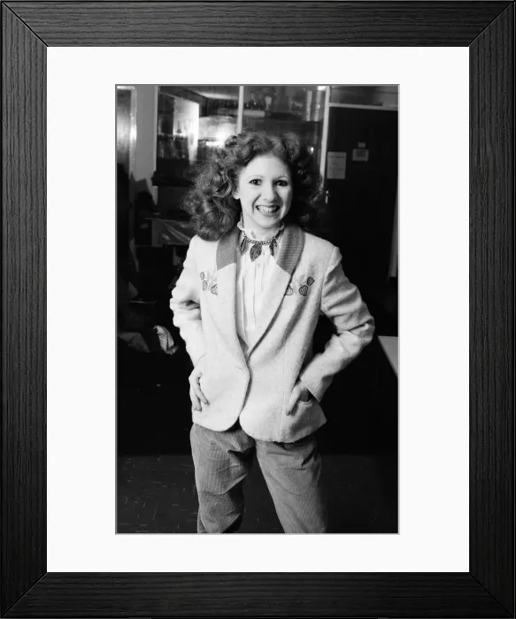 Framed Print : Bonnie Langford, star of hit musical Cats, she plays the character Rumpleteazer in Framed Print : Bonnie Langford, star of hit musical Cats, she plays the character Rumpleteazer in