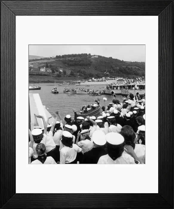 Framed Print : Princess Margaret visits Britannia Royal Naval College, Dartmouth. 29th July 1960 Framed Print : Princess Margaret visits Britannia Royal Naval College, Dartmouth. 29th July 1960