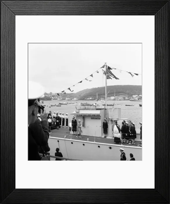 Framed Print : Princess Margaret visits Britannia Royal Naval College, Dartmouth. 29th July 1960 Framed Print : Princess Margaret visits Britannia Royal Naval College, Dartmouth. 29th July 1960