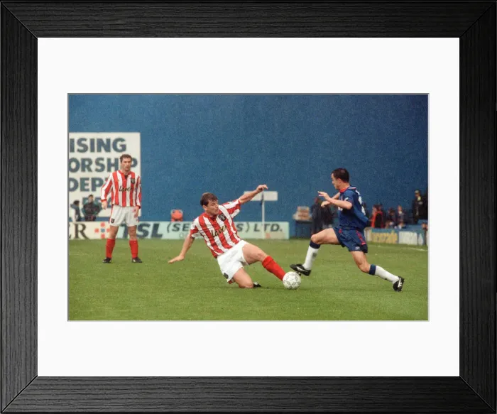 Framed Print : Chelsea 3-2 Sheffield United, Premier league match at Stamford Bridge Framed Print : Chelsea 3-2 Sheffield United, Premier league match at Stamford Bridge