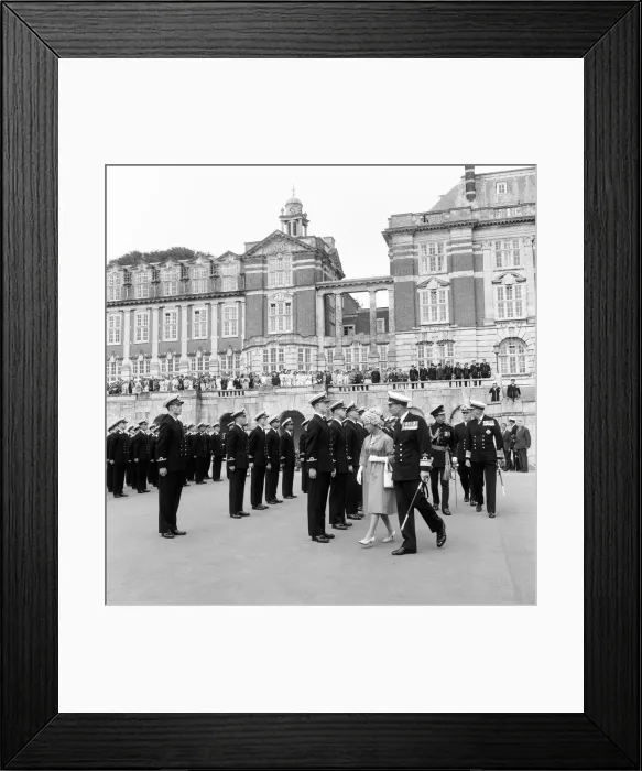 Framed Print : Princess Margaret visits Britannia Royal Naval College, Dartmouth. 29th July 1960 Framed Print : Princess Margaret visits Britannia Royal Naval College, Dartmouth. 29th July 1960