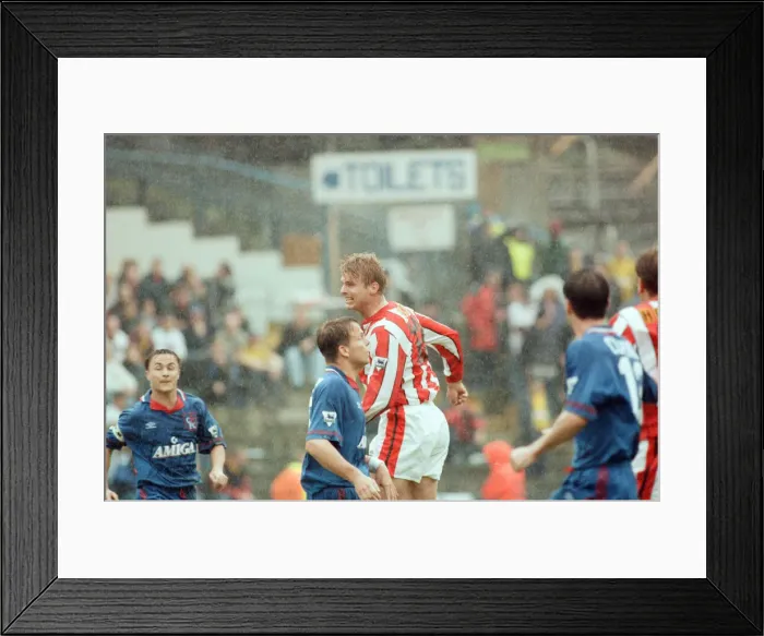 Framed Print : Chelsea 3-2 Sheffield United, Premier league match at Stamford Bridge