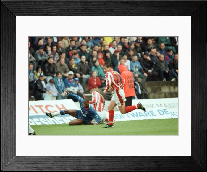 Framed Print : Chelsea 3-2 Sheffield United, Premier league match at Stamford Bridge Framed Print : Chelsea 3-2 Sheffield United, Premier league match at Stamford Bridge