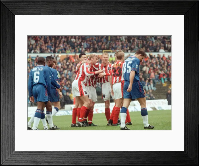 Framed Print : Chelsea 3-2 Sheffield United, Premier league match at Stamford Bridge Framed Print : Chelsea 3-2 Sheffield United, Premier league match at Stamford Bridge