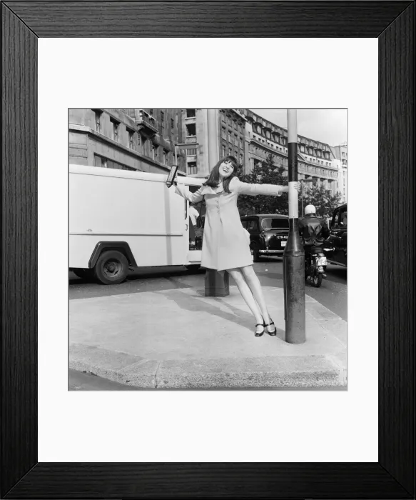 Framed Print : Picture shows Ready Steady Go! presenter Cathy McGowan at The Variety Club Awards