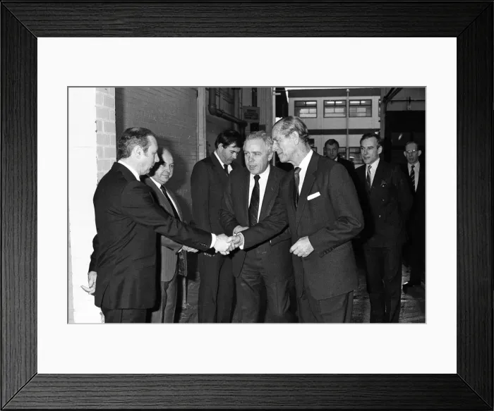 Framed Print : Prince Philip, Duke of Edinburgh visits the Jaguar assembly plant at Browns Lane Framed Print : Prince Philip, Duke of Edinburgh visits the Jaguar assembly plant at Browns Lane