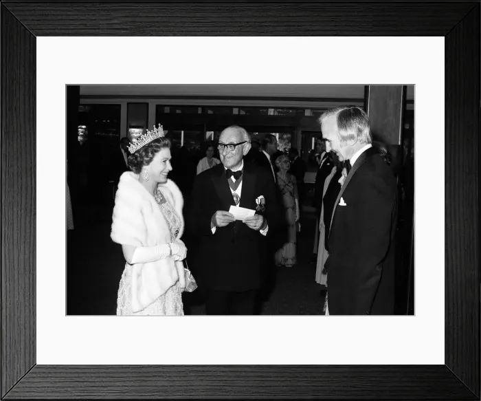 Framed Print : Queen Elizabeth II at the Metropole Hotel, NEC, during the Silver Jubilee tour Framed Print : Queen Elizabeth II at the Metropole Hotel, NEC, during the Silver Jubilee tour