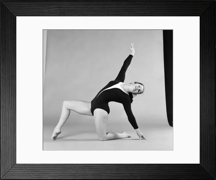 Framed Print : Avril Lennox, British Gymnast, Daily Mirror Studio, London, Tuesday 14th January 1975 Framed Print : Avril Lennox, British Gymnast, Daily Mirror Studio, London, Tuesday 14th January 1975
