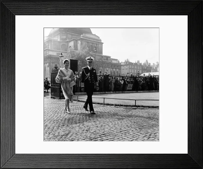 Framed Print : The state visit to England by the King and Queen of Thailand Framed Print : The state visit to England by the King and Queen of Thailand