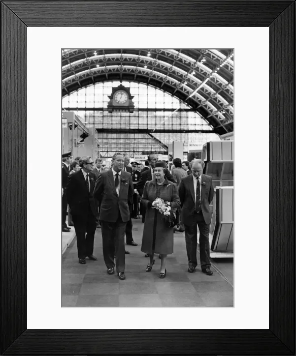 Framed Print : Queen Elizabeth II and Prince Philip, Duke of Edinburgh visit the G-Mex Centre Framed Print : Queen Elizabeth II and Prince Philip, Duke of Edinburgh visit the G-Mex Centre