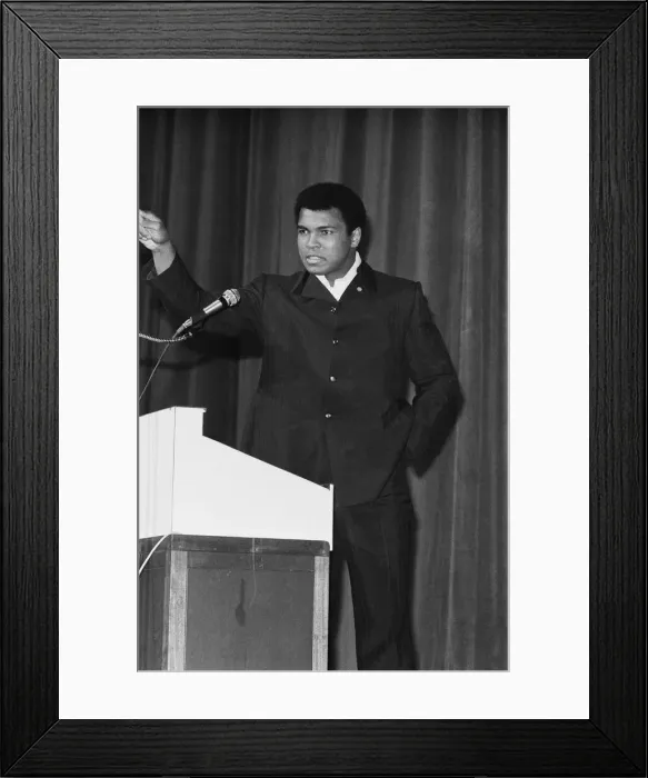 Framed Print : World Heavyweight boxing champion Muhammad Ali held his first public speaking in England