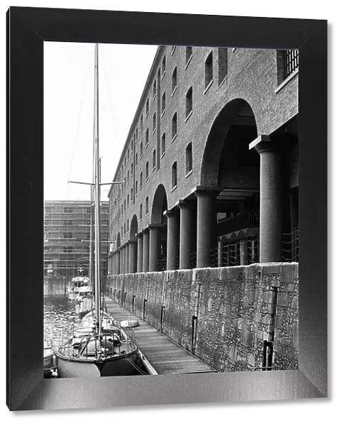 Views of Albert Dock, Liverpool. 29th January 1986