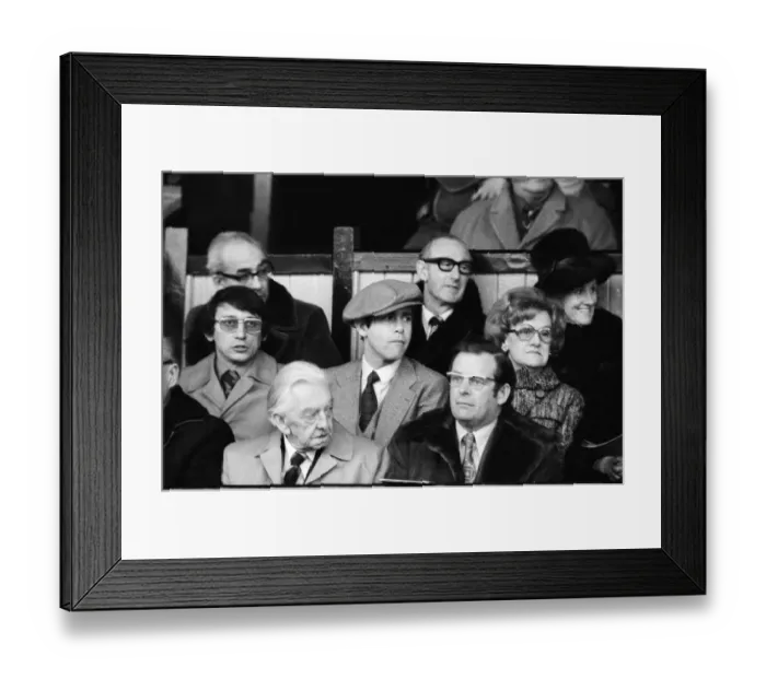 Framed Print : Graham Taylor and Elton John watching the Watford v Colchester football match