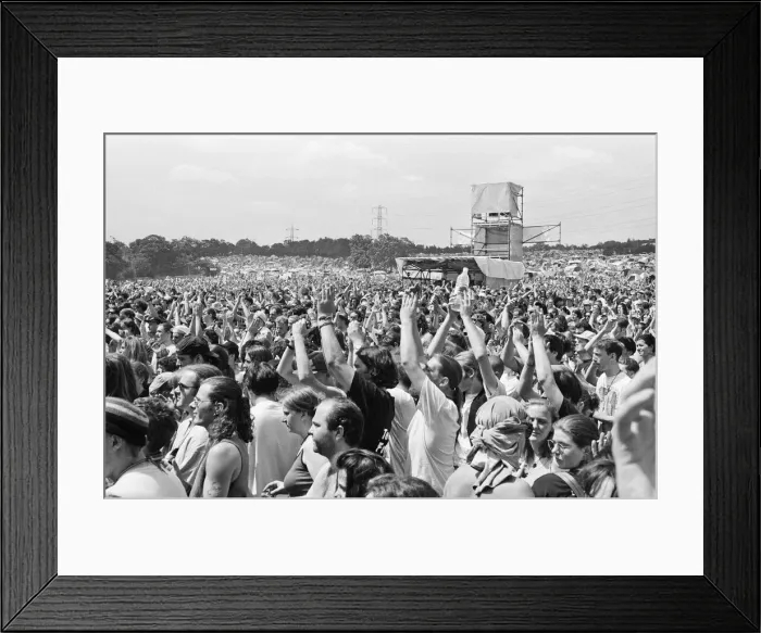 Framed Print : Glastonbury Festival, Pilton, Somerset. Picture shows scenes from the 1993 Framed Print : Glastonbury Festival, Pilton, Somerset. Picture shows scenes from the 1993