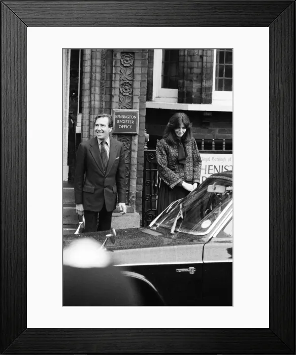 Framed Print : Wedding of Lord Snowdon and Lucy Lindsay-Hogg, at Kensington Registry Office, London Framed Print : Wedding of Lord Snowdon and Lucy Lindsay-Hogg, at Kensington Registry Office, London