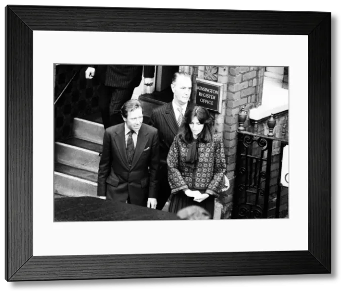 Framed Print : Wedding of Lord Snowdon and Lucy Lindsay-Hogg, at Kensington Registry Office, London Framed Print : Wedding of Lord Snowdon and Lucy Lindsay-Hogg, at Kensington Registry Office, London