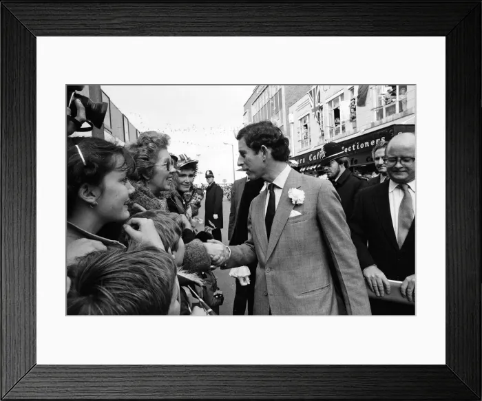 Framed Print : Charles, Prince of Wales visits Rhyl, at the start of a three-day tour of Wales Framed Print : Charles, Prince of Wales visits Rhyl, at the start of a three-day tour of Wales