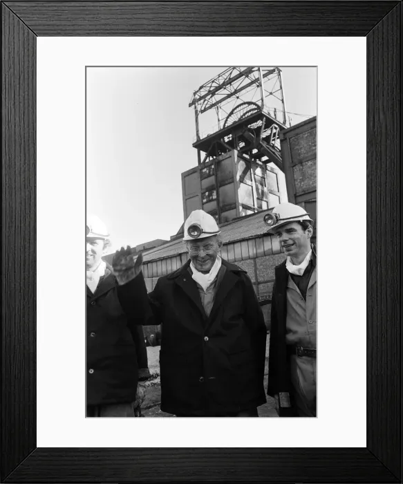 Framed Print : The Archbishop of Canterbury Donald Coggan visits Betteshanger Colliery, Kent Framed Print : The Archbishop of Canterbury Donald Coggan visits Betteshanger Colliery, Kent