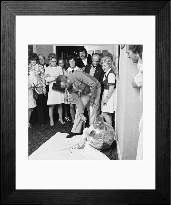 Framed Print : Comedian Charlie Williams opens charity battle, Warsett. Circa 1973 Framed Print : Comedian Charlie Williams opens charity battle, Warsett. Circa 1973