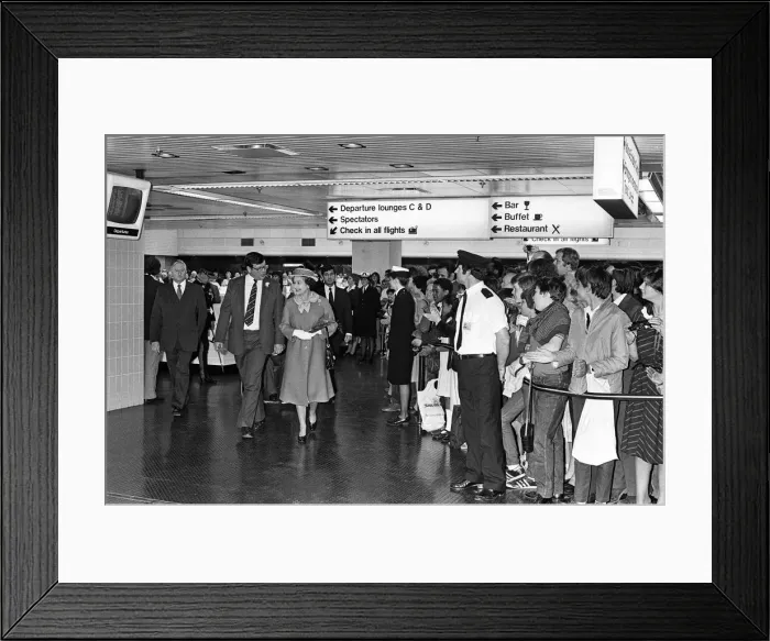 Framed Print : Queen Elizabeth II attends the opening of a new terminal at Birmingham International Framed Print : Queen Elizabeth II attends the opening of a new terminal at Birmingham International