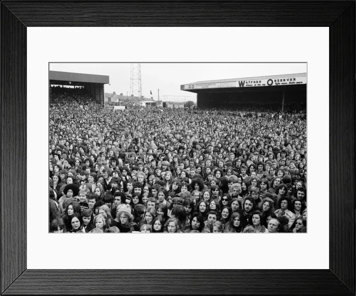 Framed Print : Elton John fans swarm in to Watfords Vicarage Road ground Framed Print : Elton John fans swarm in to Watfords Vicarage Road ground