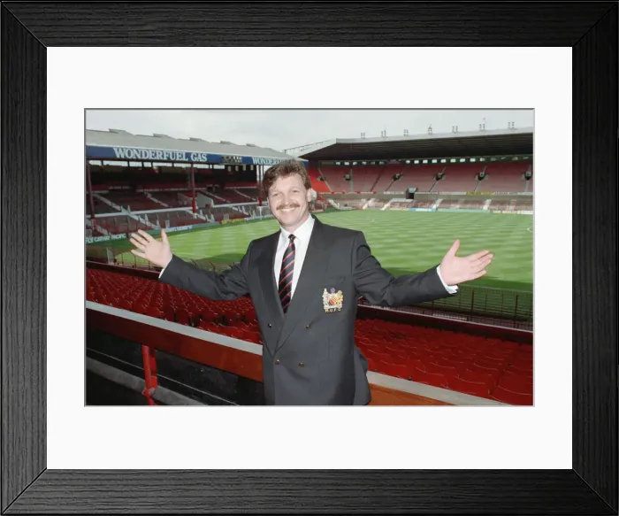 Framed Print : Michael Knighton first came to the attention of the public in August 1989 Framed Print : Michael Knighton first came to the attention of the public in August 1989