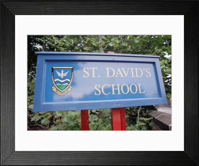 Framed Print : Michael Knighton first came to the attention of the public in August 1989 Framed Print : Michael Knighton first came to the attention of the public in August 1989