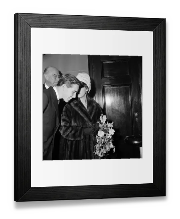 Framed Print : Queen Elizabeth, The Queen Mother, and Princess Margaret attend a gala charity matinee of Framed Print : Queen Elizabeth, The Queen Mother, and Princess Margaret attend a gala charity matinee of