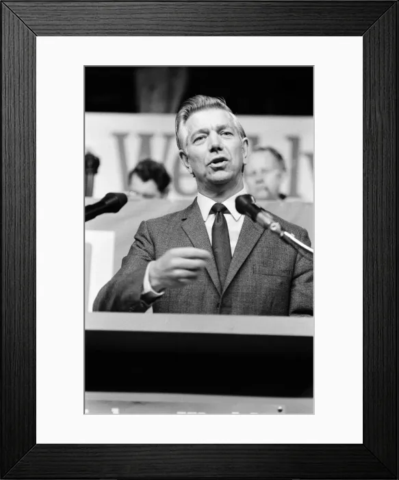 Framed Print : Jack Ashley speaking at the Labour Party Conference. 8th October 1971 Framed Print : Jack Ashley speaking at the Labour Party Conference. 8th October 1971