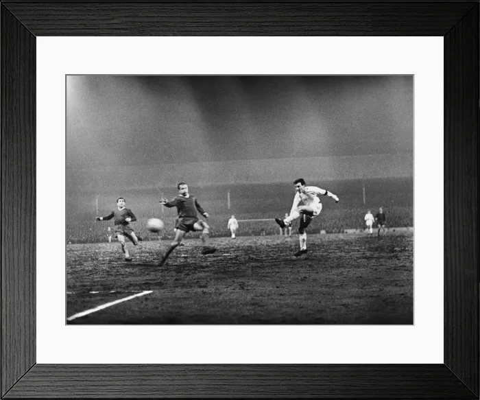 Framed Print : Tottenham Hotspur 6 v Slovan Bratislava 0. UEFA European Cup Winners Cup 2nd round Framed Print : Tottenham Hotspur 6 v Slovan Bratislava 0. UEFA European Cup Winners Cup 2nd round