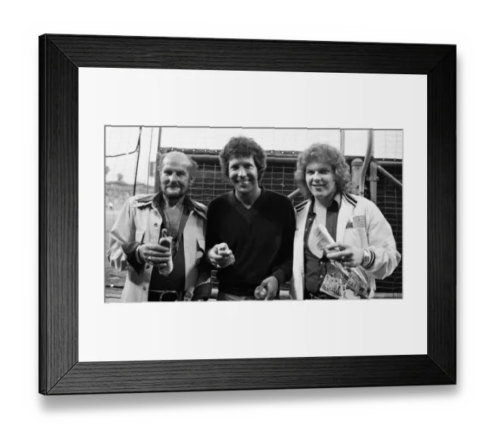 Framed Print : Pop star Tom Jones with his father (left) and his son Mark (right)