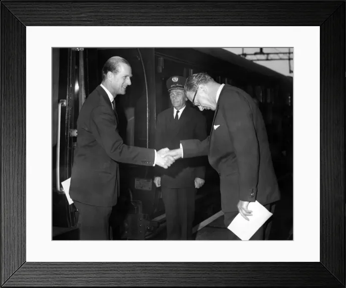 Framed Print : Prince Philip, Duke of Edinburgh visits Manchester. Head bowed Framed Print : Prince Philip, Duke of Edinburgh visits Manchester. Head bowed