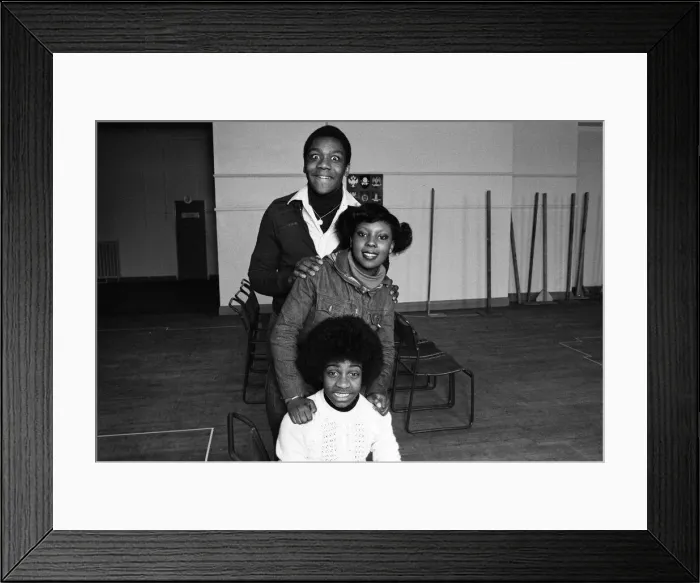Framed Print : Weekend Television new series The Fosters'rehearsals Framed Print : Weekend Television new series The Fosters'rehearsals