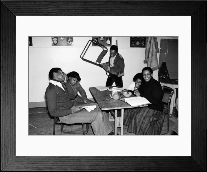 Framed Print : Weekend Television new series The Fosters'rehearsals Framed Print : Weekend Television new series The Fosters'rehearsals