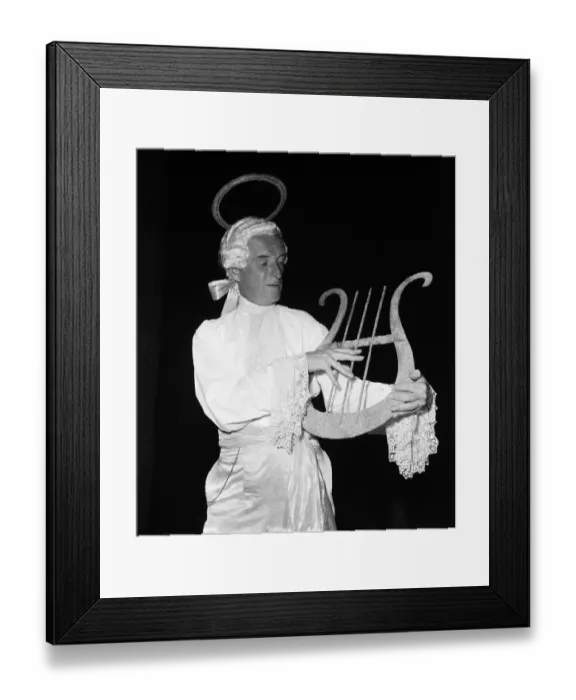 Framed Print : Costume ball hosted by George de Cuevas in Biarritz, France, Tuesday 1st September 1953 Framed Print : Costume ball hosted by George de Cuevas in Biarritz, France, Tuesday 1st September 1953