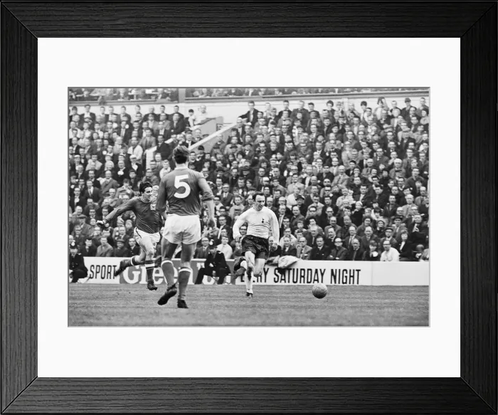 Framed Print : Nottingham Forest 1 v Tottenham Hotspur 2. FA Cup Semi-final match at Hillsborough Framed Print : Nottingham Forest 1 v Tottenham Hotspur 2. FA Cup Semi-final match at Hillsborough