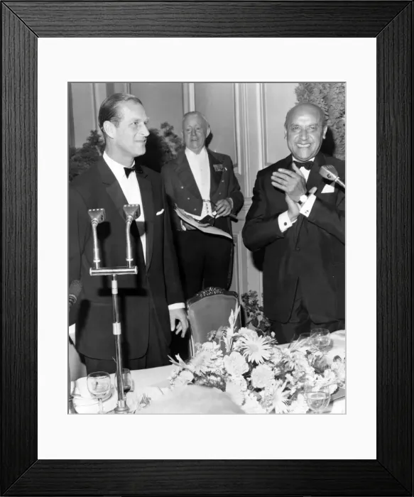 Framed Print : Prince Philip, Duke of Edinburgh visits Manchester. The Duke prepares to speak Framed Print : Prince Philip, Duke of Edinburgh visits Manchester. The Duke prepares to speak