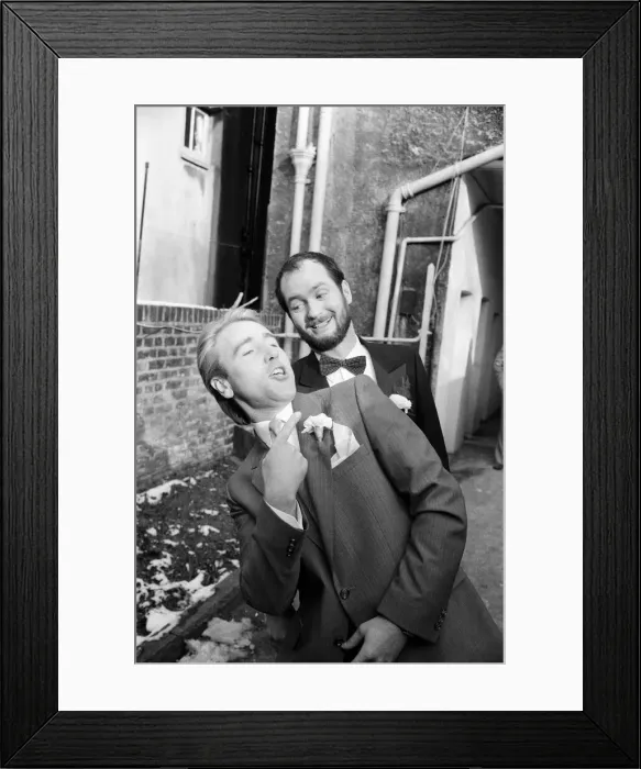 Framed Print : Kenny Everett is best man at the wedding of his former wife Lee Framed Print : Kenny Everett is best man at the wedding of his former wife Lee
