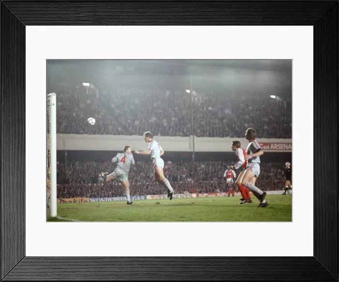 Framed Print : Arsenal 0 v 0 Liverpool, Littlewoods League Cup 3rd round (replay) at Highbury Framed Print : Arsenal 0 v 0 Liverpool, Littlewoods League Cup 3rd round (replay) at Highbury