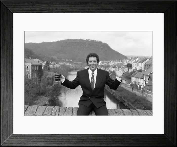Framed Print : Tom Jones back home in Pontypridd, Wales. 2nd December 1987 Framed Print : Tom Jones back home in Pontypridd, Wales. 2nd December 1987