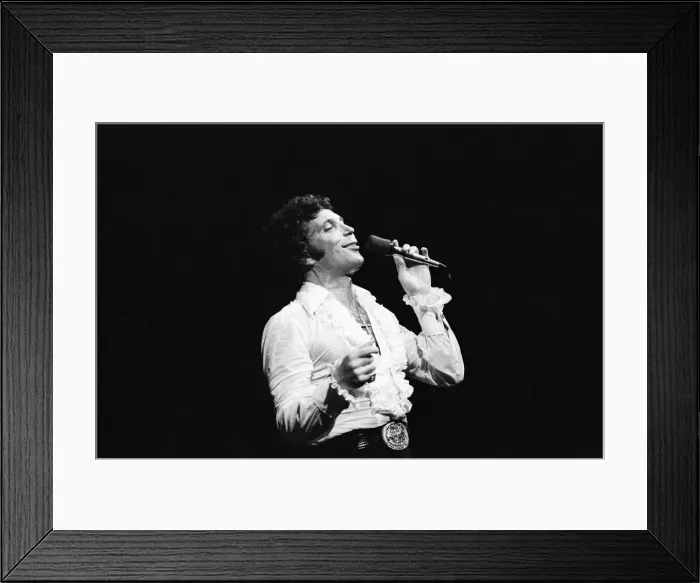 Framed Print : Tom Jones performs at the Olympia, Paris. 23rd April 1979 Framed Print : Tom Jones performs at the Olympia, Paris. 23rd April 1979