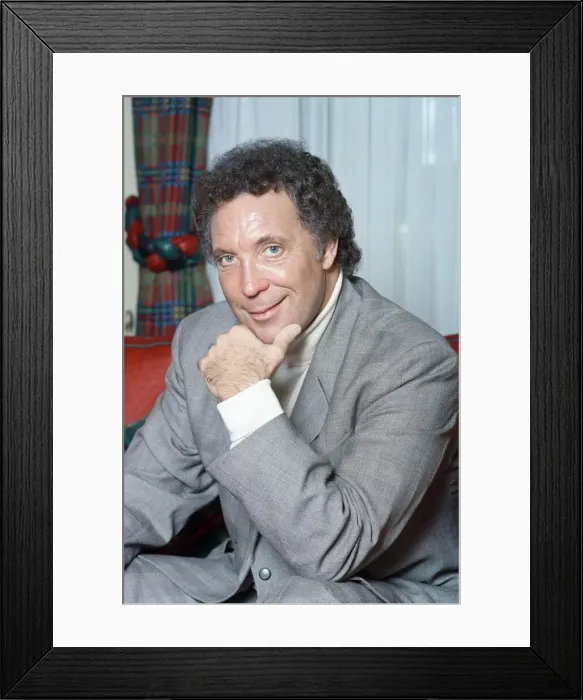 Framed Print : Singer Tom Jones. 19th March 1991 Framed Print : Singer Tom Jones. 19th March 1991