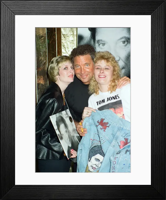 Framed Print : Tom Jones poses with fans Kathy Hall and Rosina Sims at HMV Oxford Street Framed Print : Tom Jones poses with fans Kathy Hall and Rosina Sims at HMV Oxford Street