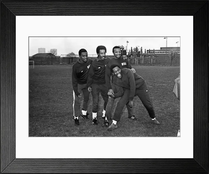 Framed Print : Lenny Henry training with West Bromwich Albion. 15th November 1978