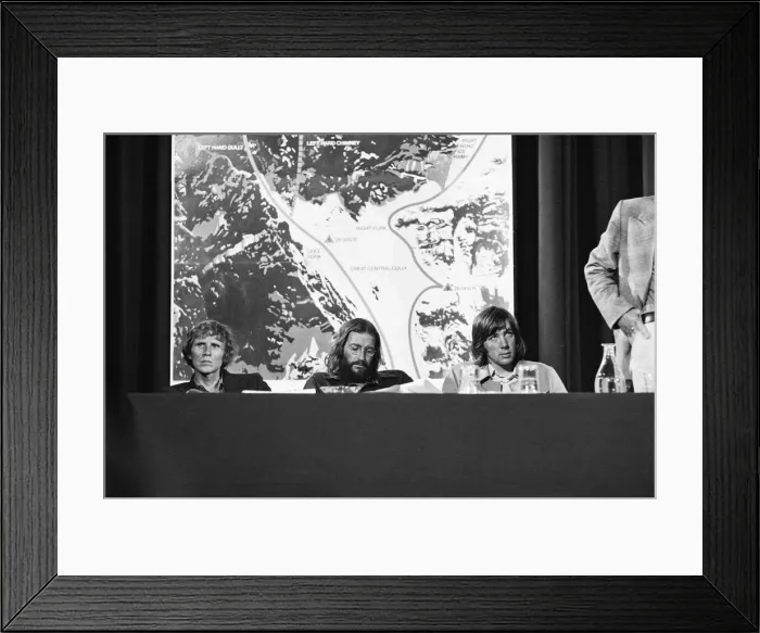 Framed Print : Picture shows the press conference for the successful British Everest Expedition team Framed Print : Picture shows the press conference for the successful British Everest Expedition team